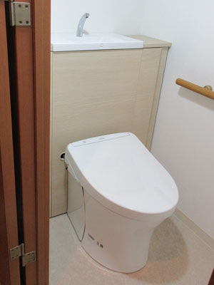 TOTO　レストパルＩ型収納タイプにお取替え